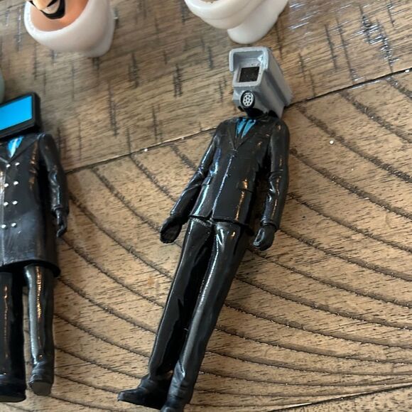 YouTube Figures Skibiti, LankyBox, Siren🚨Heads &Gabby’s Playhouse - Picture 10 of 17